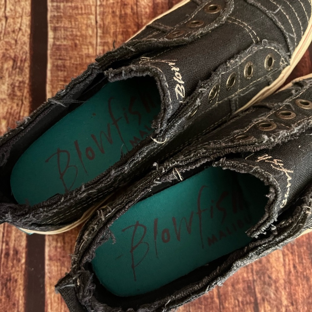 Blowfish | Women's Navy Blue Casual Sneakers - Picture 5 of 7